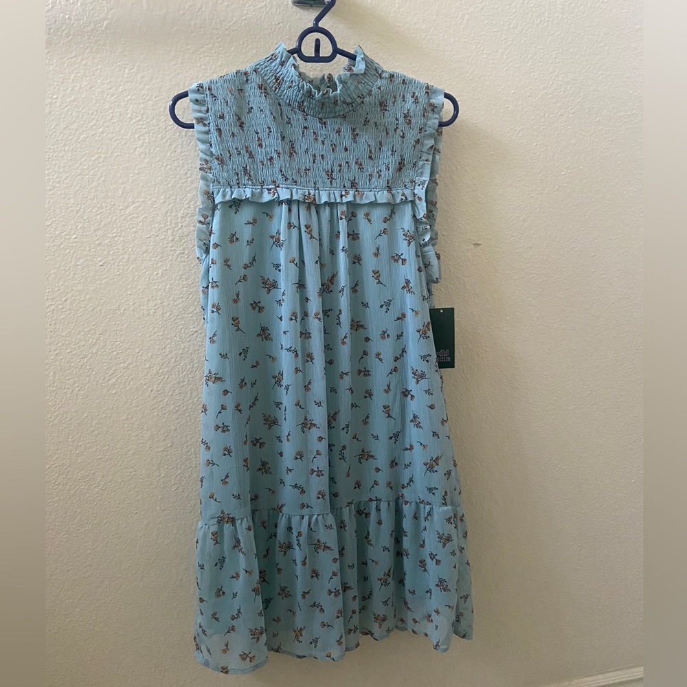 NWT Sleeveless Smock Babydoll dress